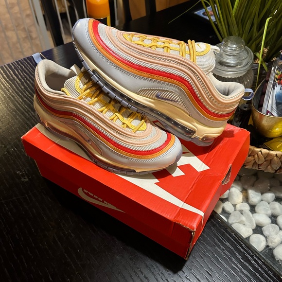 WMNS Nike Air Max 97 Grey Light Thistle (Women’s size) - Picture 3 of 5